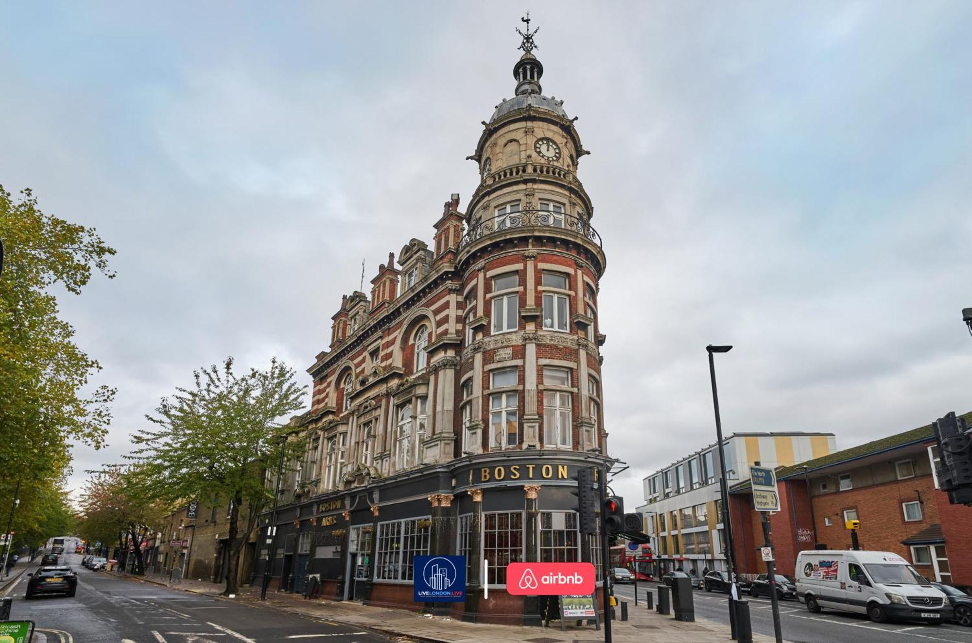Last-Minute Specials L Sleeps Up To 4 Guests L One-Bedroom Apartment With King Bed And High Ceilings Near Camden By Live London Short Lets & Serviced Accommodation エクステリア 写真