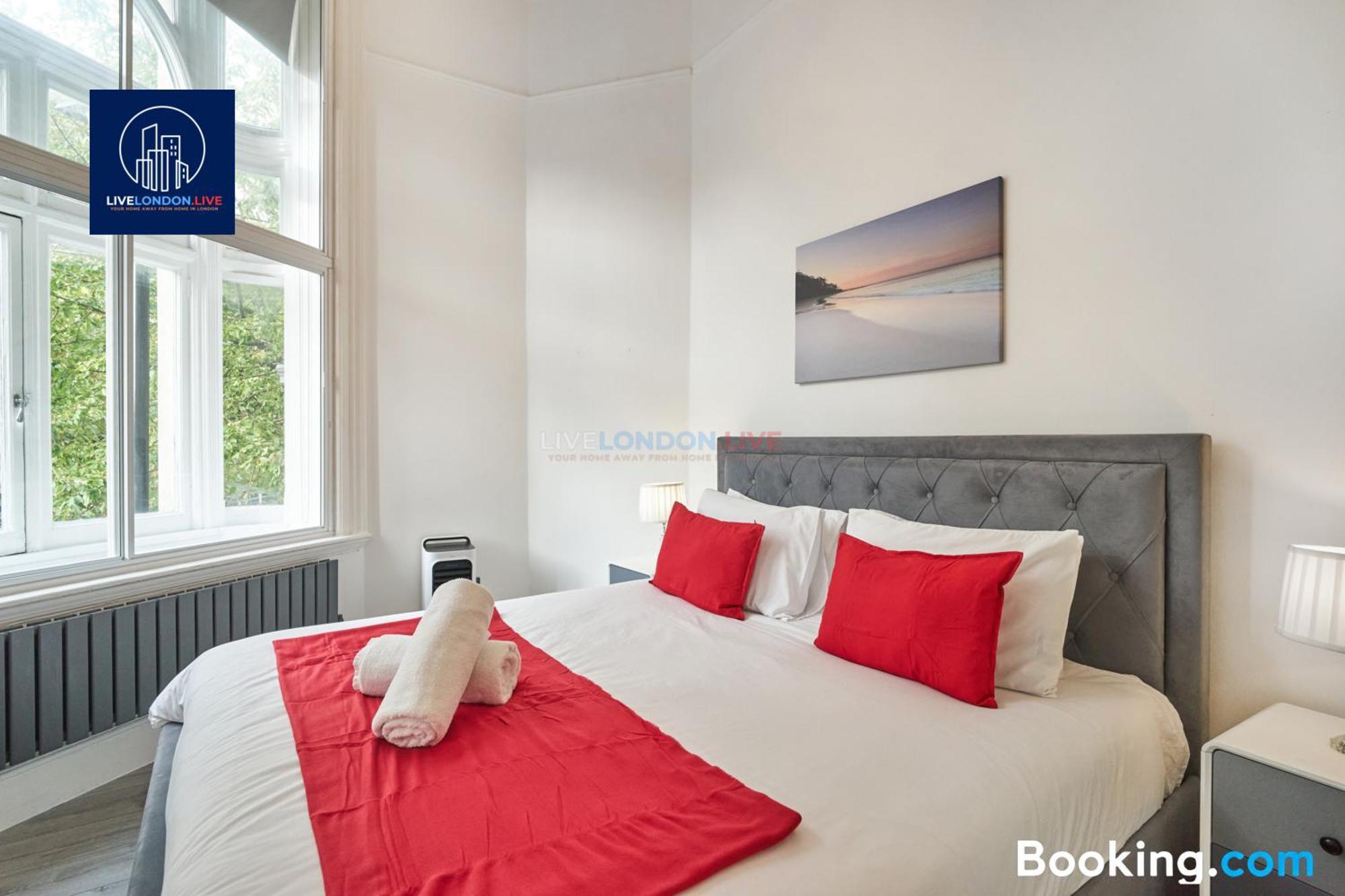 Last-Minute Specials L Sleeps Up To 4 Guests L One-Bedroom Apartment With King Bed And High Ceilings Near Camden By Live London Short Lets & Serviced Accommodation エクステリア 写真