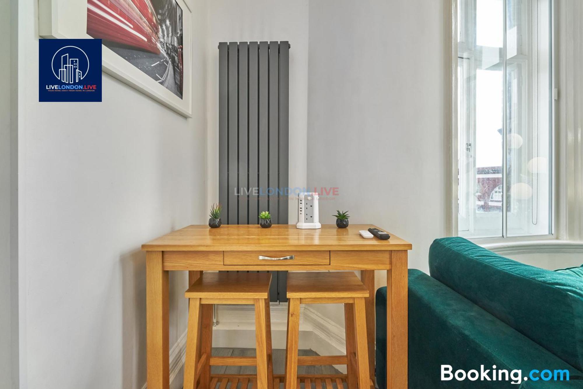 Last-Minute Specials L Sleeps Up To 4 Guests L One-Bedroom Apartment With King Bed And High Ceilings Near Camden By Live London Short Lets & Serviced Accommodation エクステリア 写真